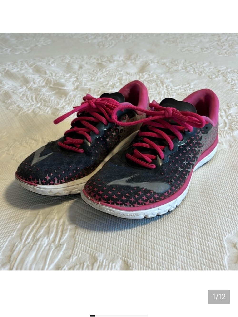Brooks Women's Black and Pink Athletic Running Shoes